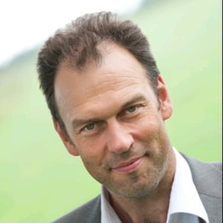 Doorstaat de Satelliet Informatie mbt Waterbeheer de toets van Gebruikers?